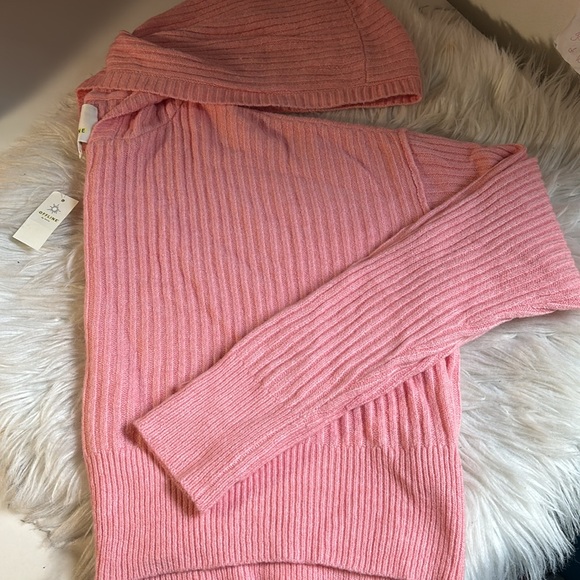Aerie Offline pink light weight cropped sweater - Picture 2 of 5